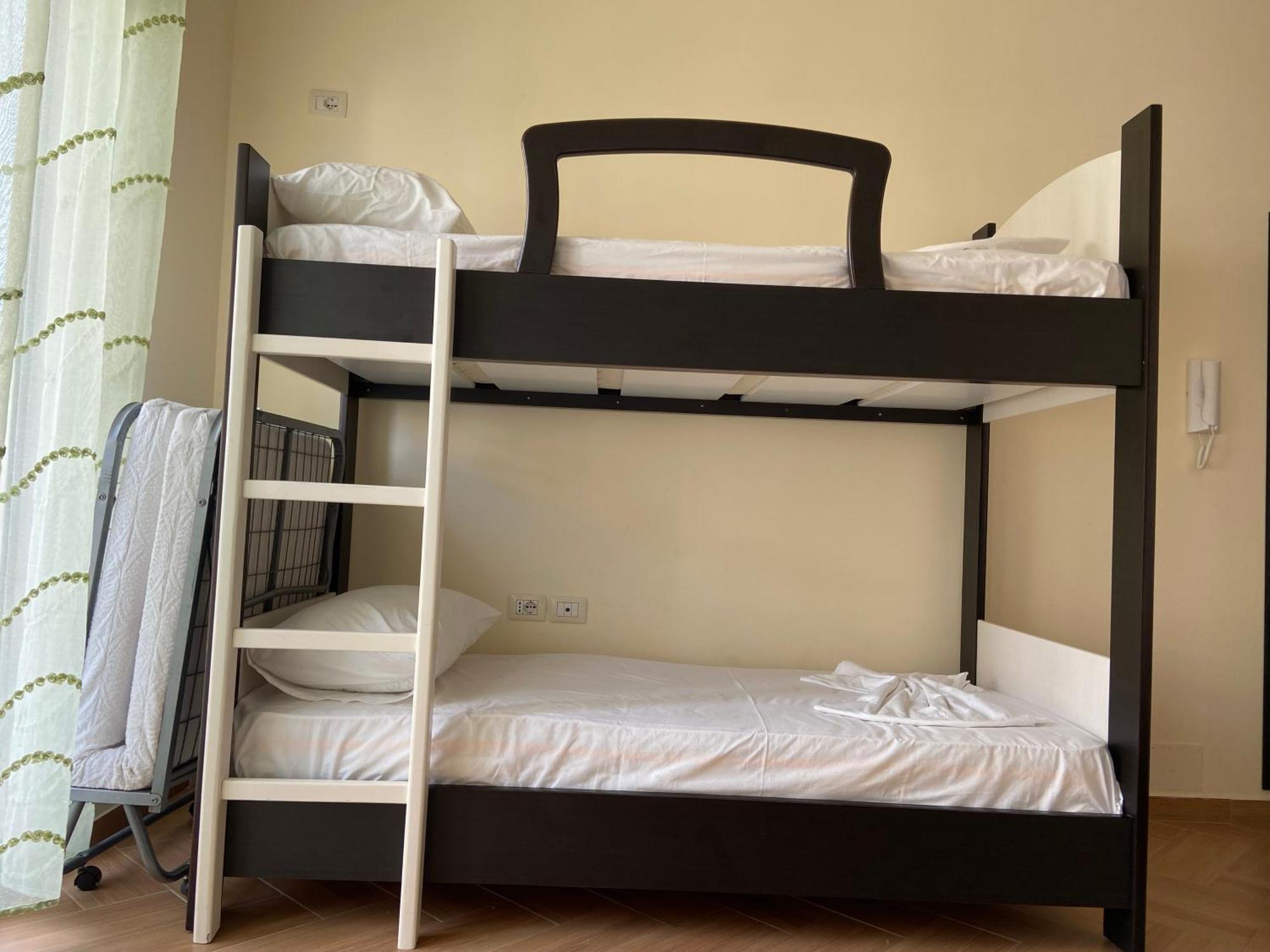 Ari Apartaments Vlorë Εξωτερικό φωτογραφία